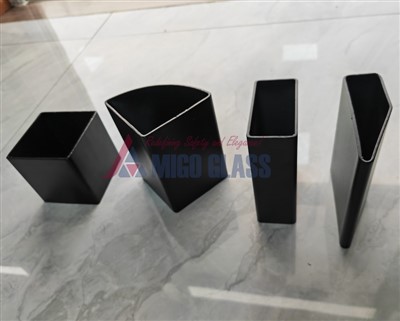 پست های فلزی Padel Court